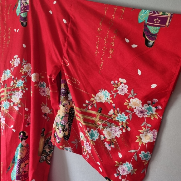 JUGUEMM Kimono Red Patterned Winged Sleeves Made in Japan Size Large - Picture 11 of 15